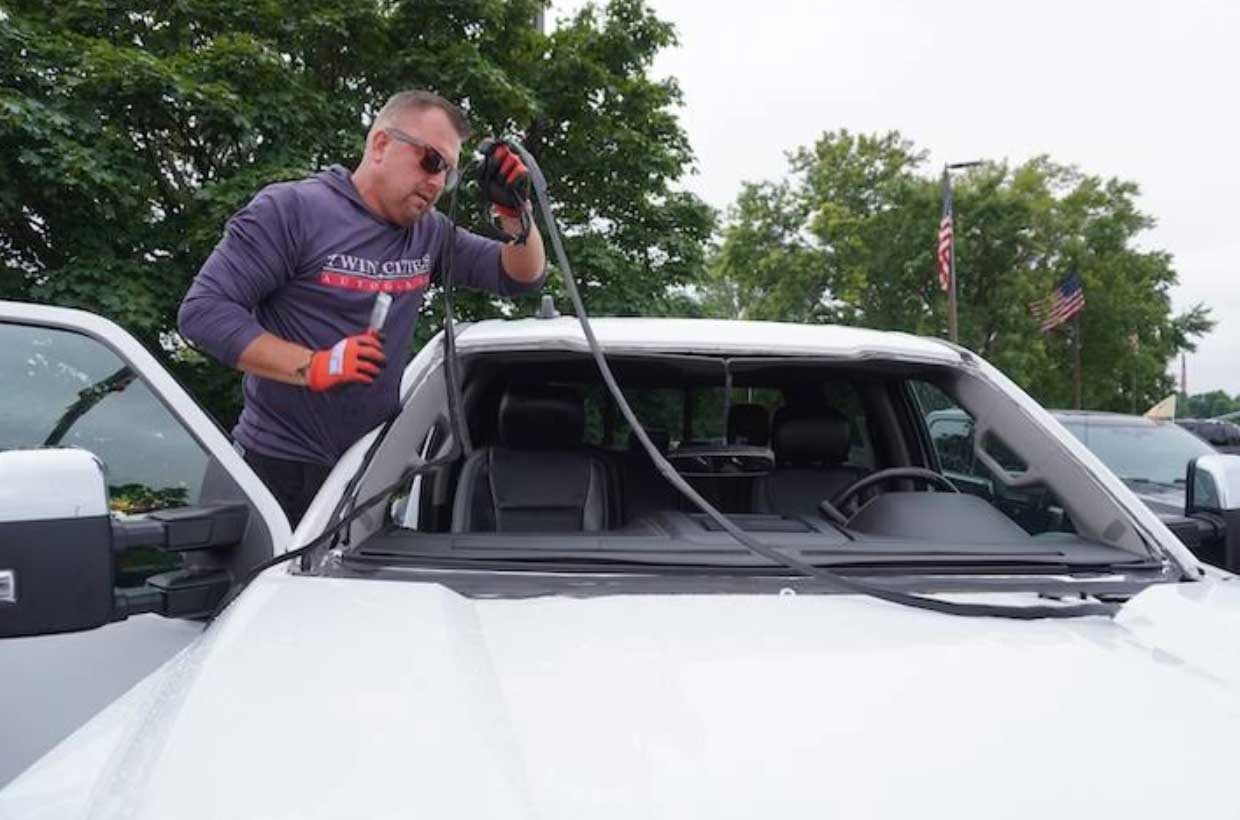 Best Time Of The Year To Replace A Windshield